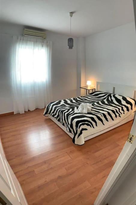 Apartamento Luminoso En Espartinas Totalmente Climatizado Buitenkant foto